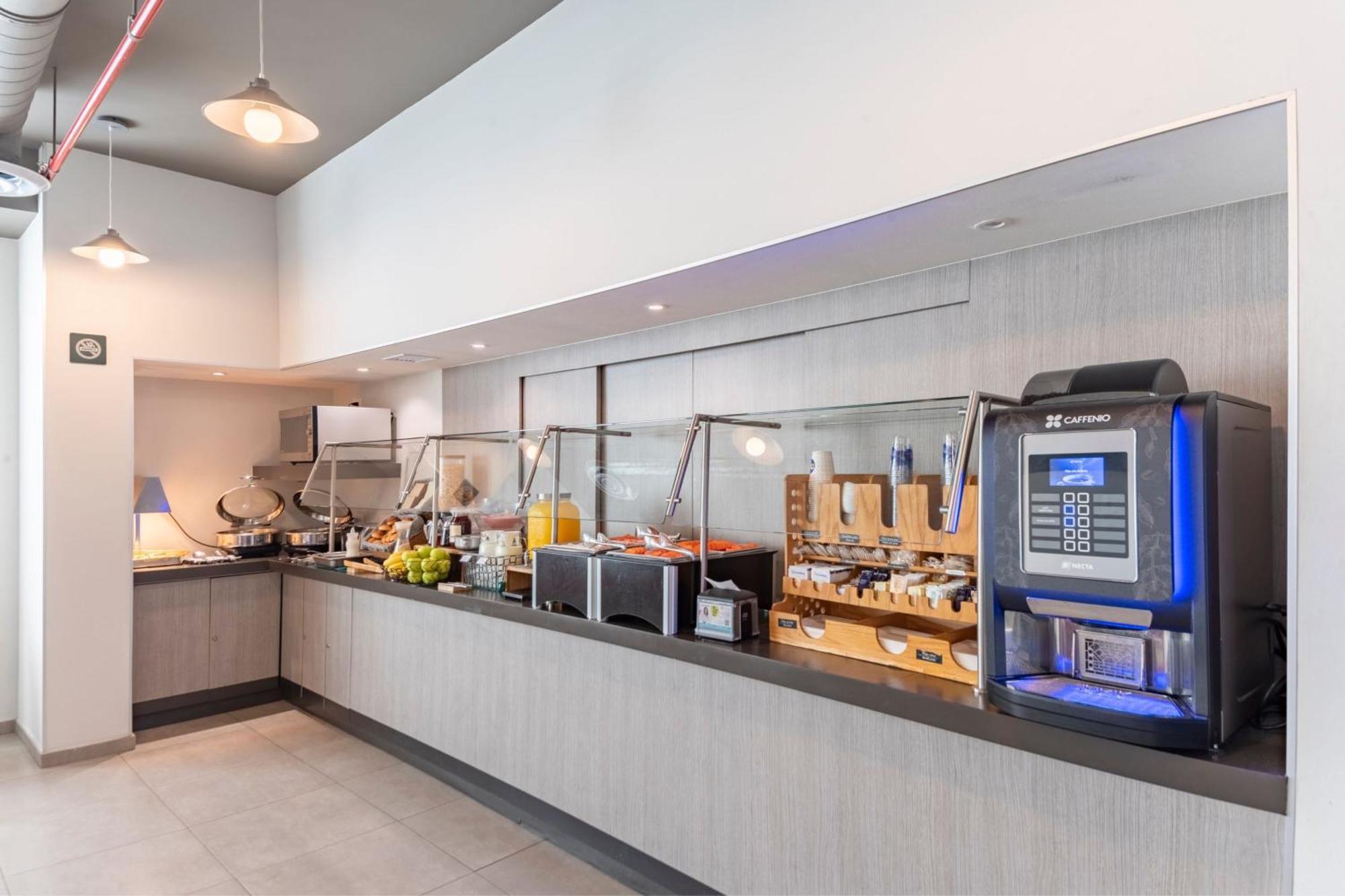 City Express Junior By Marriott Merida Altabrisa Exterior photo