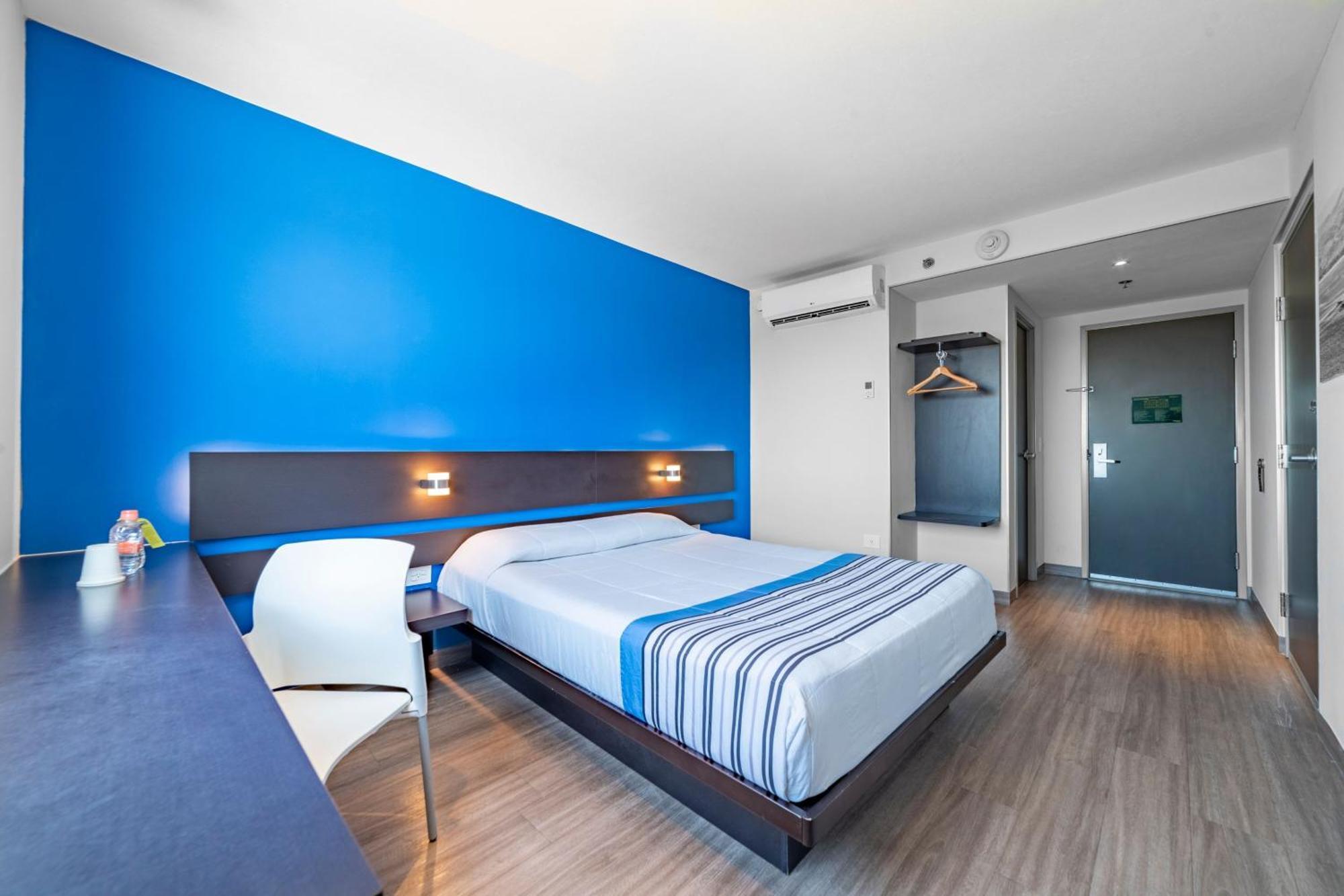 City Express Junior By Marriott Merida Altabrisa Exterior photo